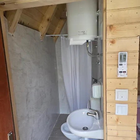 A Frame Ivona Chalet *